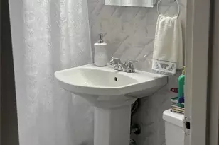 7 Stokes Ave, Yonkers, NY 10710 - Photo 4