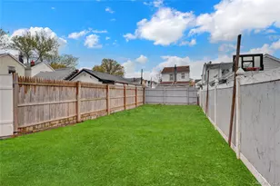 109-46 125th St, Ozone Park, NY 11420 - Photo 12