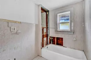 109-46 125th St, Ozone Park, NY 11420 - Photo 8