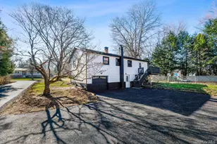 15 Whiteford Dr, Pleasant Valley, NY 12569 - Photo 24