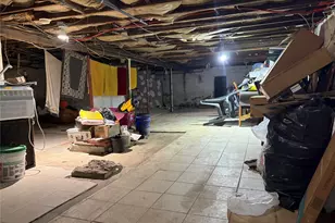 25-18 Deerfield Rd, Far Rockaway, NY 11691 - Photo 10