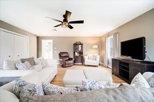 157 Brewer Rd, Newburgh, NY 12550 - Photo 8