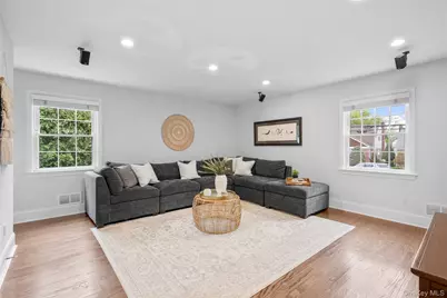 213 N Barry Avenue, Mamaroneck, NY 10543 - Photo 14
