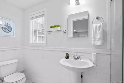 213 N Barry Avenue, Mamaroneck, NY 10543 - Photo 16