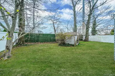 23 Lakewood Avenue, Ronkonkoma, NY 11779 - Photo 26