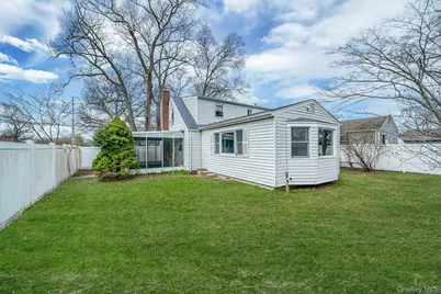 23 Lakewood Avenue, Ronkonkoma, NY 11779 - Photo 24