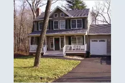 2 Bridle Path #Upper, Smithtown, NY 11787 - Photo 2