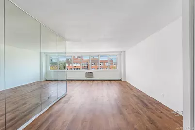 16420 Highland Avenue #7S, Jamaica, NY 11432 - Photo 4