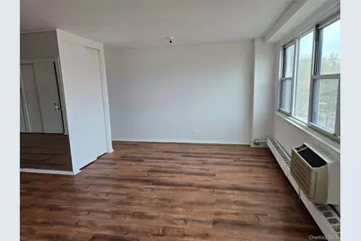 16420 Highland Avenue #7S, Jamaica, NY 11432 - Photo 4