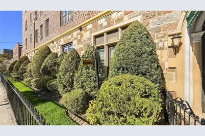 185 Marine Avenue #2C, Brooklyn, NY 11209 - Photo 32