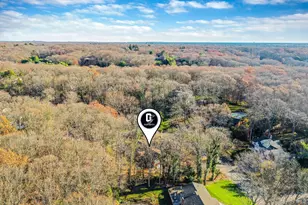 25 Farmington Ln, Melville, NY 11747 - Photo 44