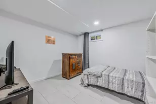 25 Farmington Ln, Melville, NY 11747 - Photo 40