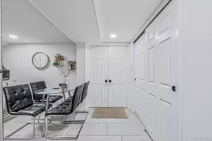 25 Farmington Ln, Melville, NY 11747 - Photo 36