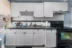 1 Farrell St, Newburgh, NY 12550 - Photo 14
