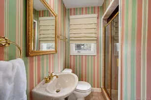 8 Astro Pl, Dix Hills, NY 11746 - Photo 10