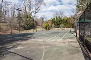 8 Astro Pl, Dix Hills, NY 11746 - Photo 38