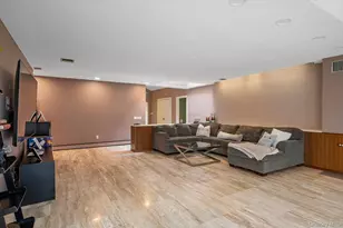 8 Astro Pl, Dix Hills, NY 11746 - Photo 18