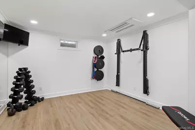 8 Astro Place, Dix Hills, NY 11746 - Photo 34