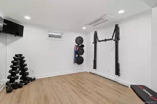 8 Astro Pl, Dix Hills, NY 11746 - Photo 34