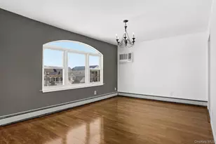 160 St Marks Ave, Freeport, NY 11520 - Photo 8