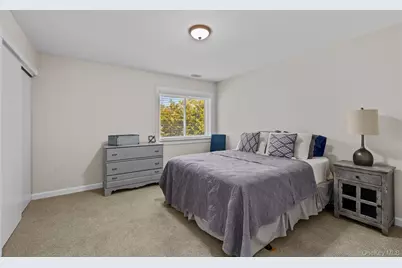 163 Boathouse Lane Lane #163, Bay Shore, NY 11706 - Photo 20