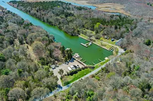 163 Boathouse Ln Ln, Bay Shore, NY 11706 - Photo 32