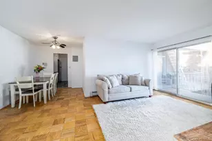 90 S Park Ave, Rockville Centre, NY 11570 - Photo 4