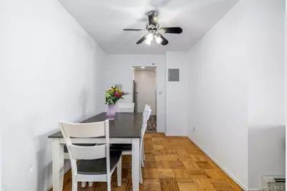 90 South Park Avenue #B3, Rockville Centre, NY 11570 - Photo 10