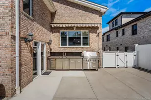 141-60 11th Ave, Whitestone, NY 11357 - Photo 20