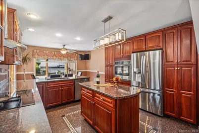 141-60 11th Avenue, Whitestone, NY 11357 - Photo 26