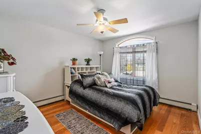 141-60 11th Avenue, Whitestone, NY 11357 - Photo 16