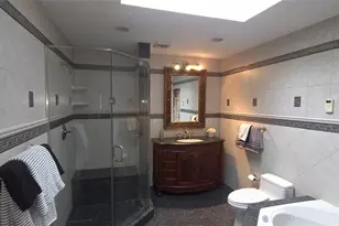 141-60 11th Ave, Whitestone, NY 11357 - Photo 18