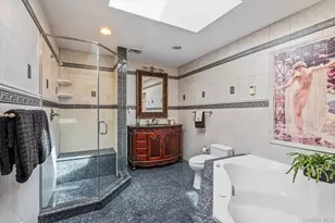 141-60 11th Ave, Whitestone, NY 11357 - Photo 28