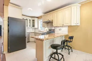 67-26 Selfridge St, Forest Hills, NY 11375 - Photo 22