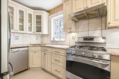67-26 Selfridge Street, Forest Hills, NY 11375 - Photo 24