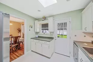 3114 Connecticut Ave, Medford, NY 11763 - Photo 14