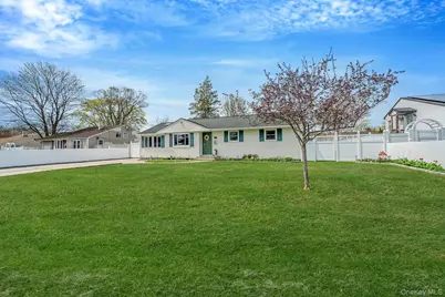 3114 Connecticut Avenue, Medford, NY 11763 - Photo 2
