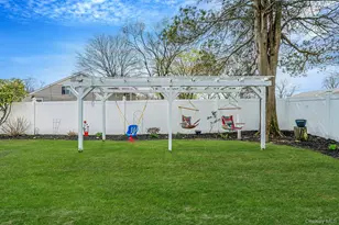 3114 Connecticut Ave, Medford, NY 11763 - Photo 30