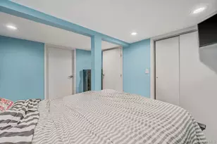 160 Hounslow Rd, Shirley, NY 11967 - Photo 6