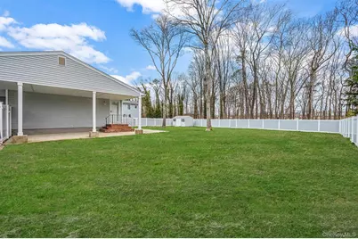 160 Hounslow Road, Shirley, NY 11967 - Photo 36