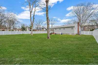 160 Hounslow Road, Shirley, NY 11967 - Photo 28