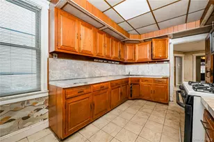 34-22 98th St, Corona, NY 11368 - Photo 18
