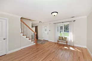 51 Fairfields Ln, Huntington Station, NY 11746 - Photo 6