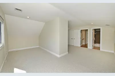 51 Fairfields Lane, Huntington Station, NY 11746 - Photo 28