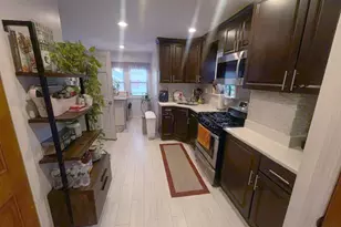 90-30 Vanderveer St, Queens Village, NY 11428 - Photo 4