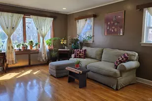 39 Lipton Ln, Williston Park, NY 11596 - Photo 6