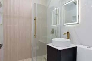 105-25 63rd Dr, Forest Hills, NY 11375 - Photo 38