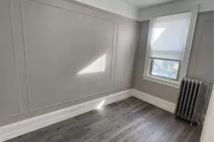 82-03 Myrtle Ave, Glendale, NY 11385 - Photo 4