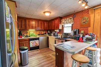 275 Southaven Avenue, Medford, NY 11763 - Photo 4