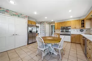 36 Hemlock Ln, Bay Shore, NY 11706 - Photo 18